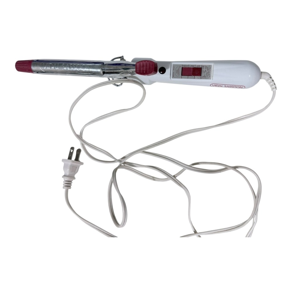Vidal Sassoon Curling Iron‎ 1/2 Inch Small Barrel White Maroon VS141 VTg Style